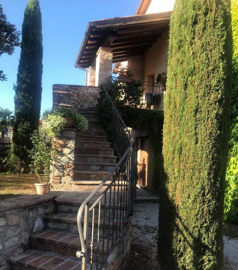 Residenza Le Querce Bilocale Villa Fossato di Vico Dış mekan fotoğraf