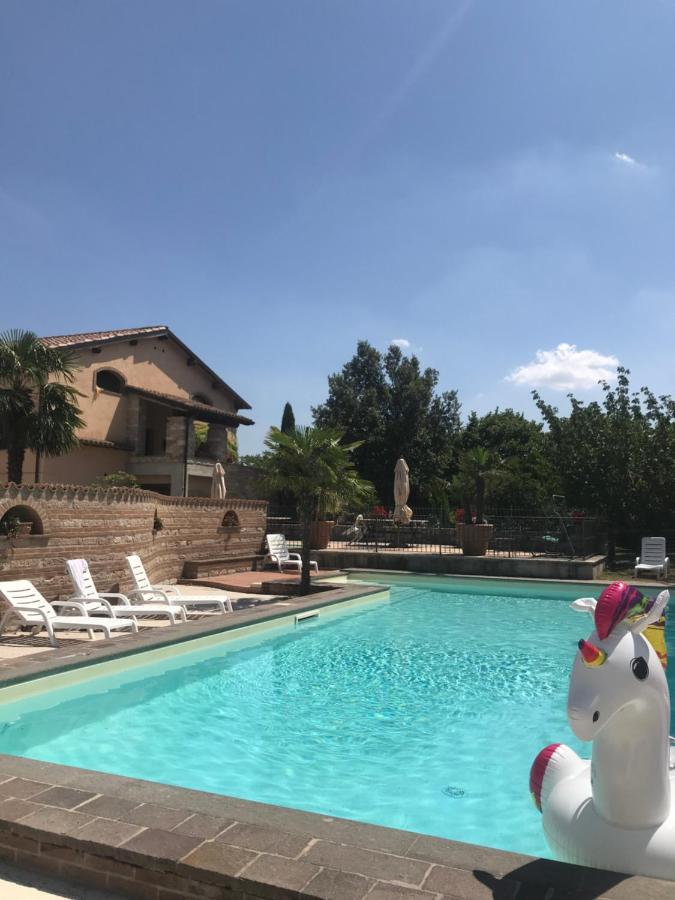 Residenza Le Querce Bilocale Villa Fossato di Vico Dış mekan fotoğraf